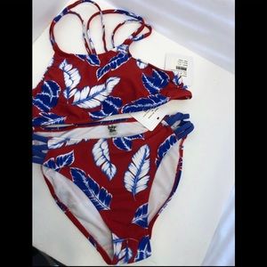 bikini set NWT size M cascading leaves crisscross back